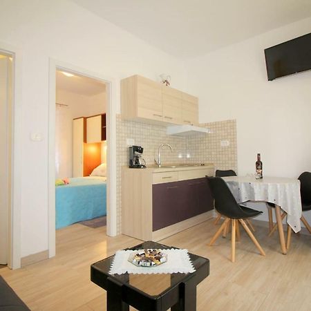 Apartment Noemi In City Center Poreč Dış mekan fotoğraf